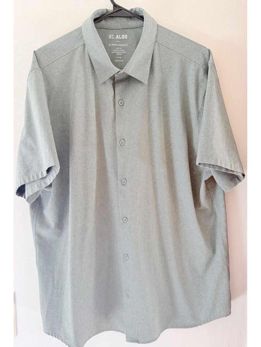 XL - Men - 01.ALGO Performance Button Down Shirt (NWOT)